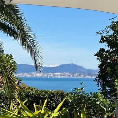 Villa Bluesky - En Bord De - Vue Panoramique Sur La *